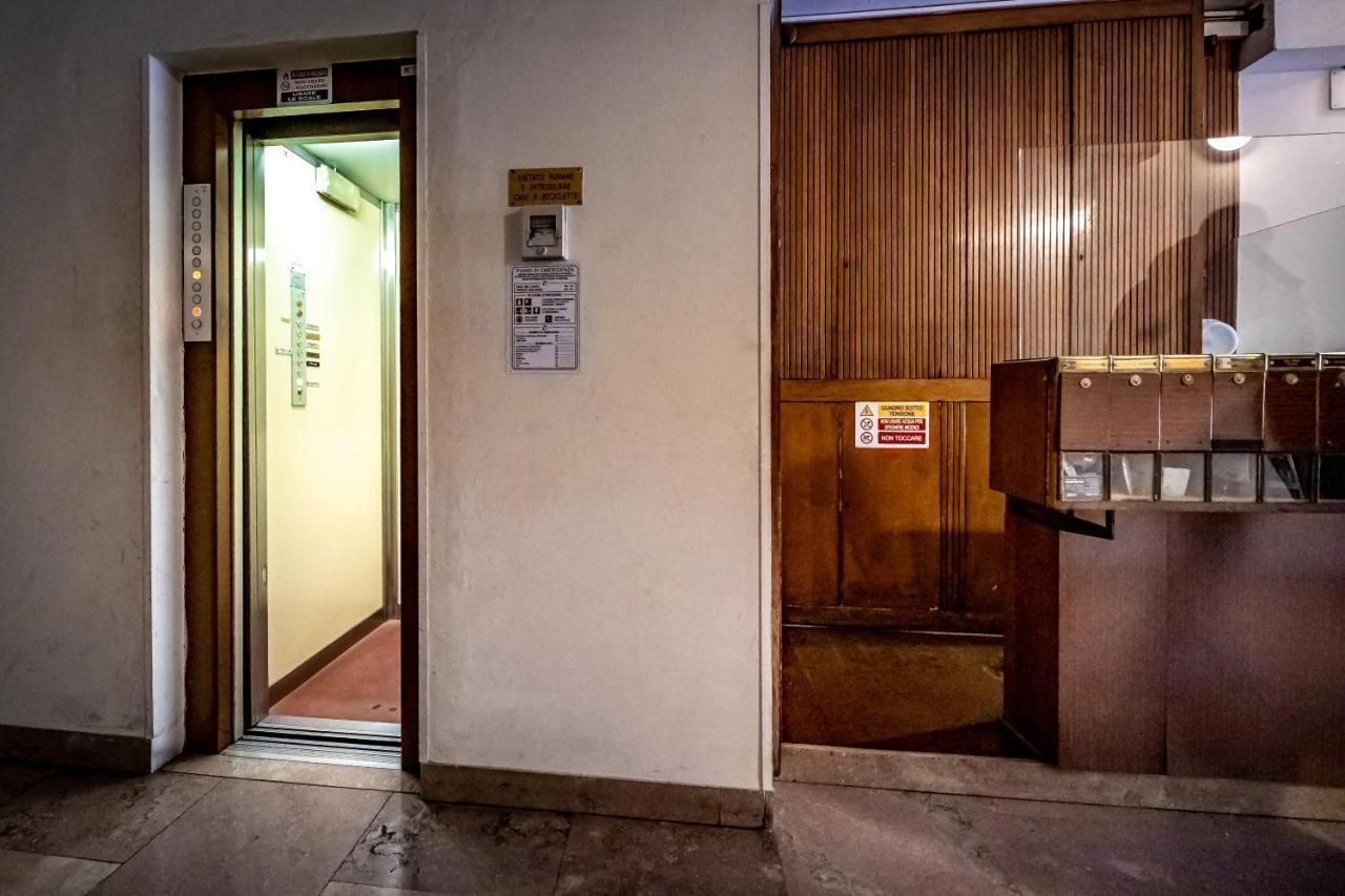 Maison Bianca Acomodação com café da manhã  2*